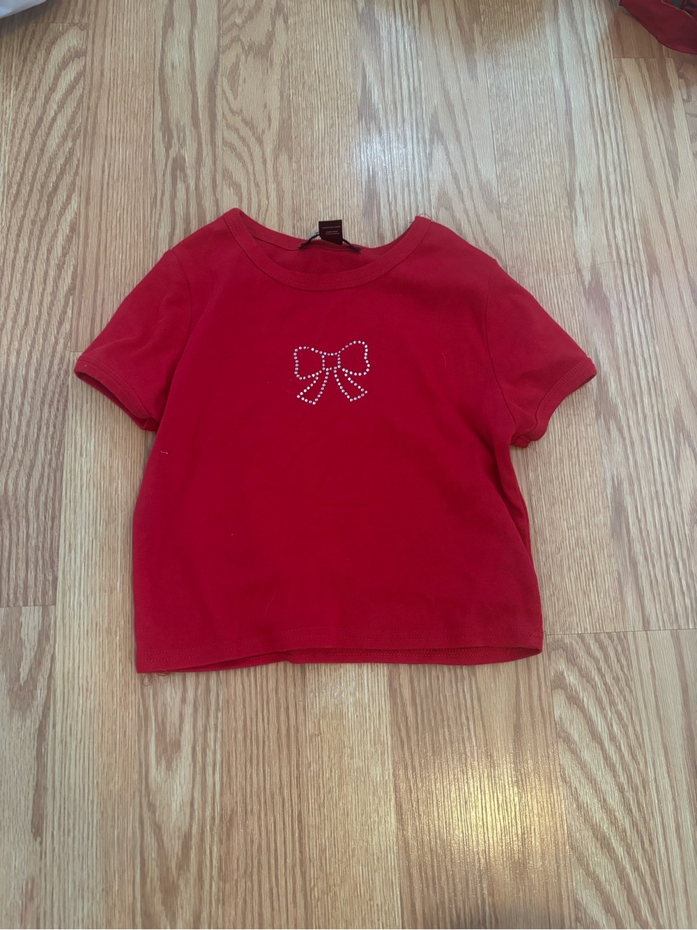 Charlotte Russe Red Short Sleeve Tee with Rhinestone Bow Accent